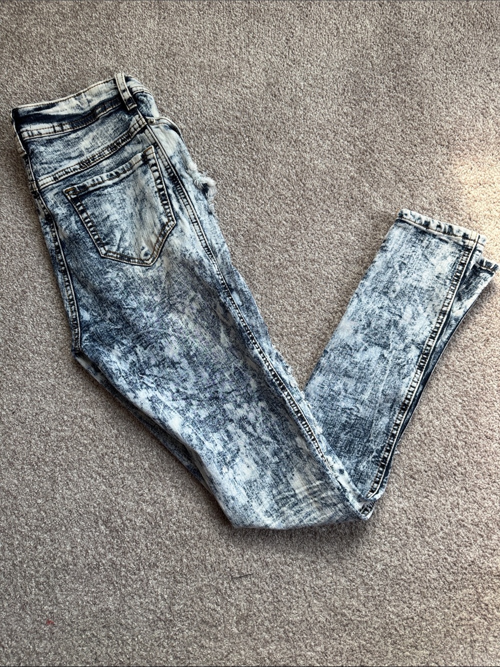 Acid Wash Skinny Women’s Jeans - Light Blue